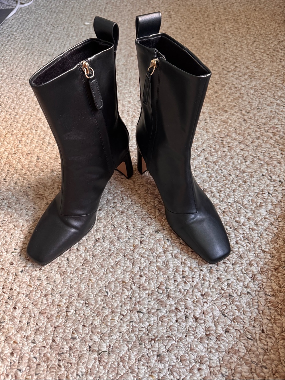 H&M Black Square-Toe Heeled Boots Zipper 3 inch heel Sz 7 Great Condition
